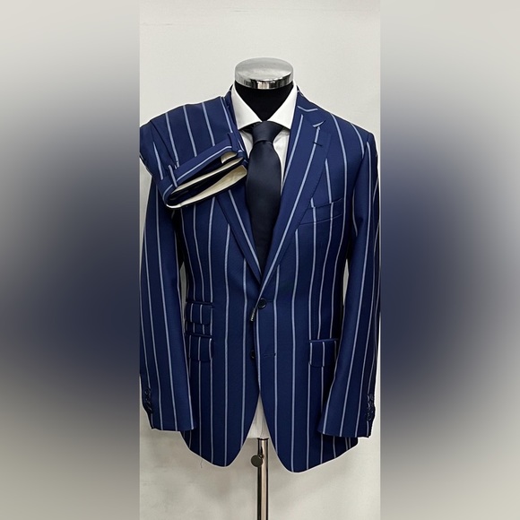 Blue pinstripe wool suit made in Italy - Picture 1 of 2